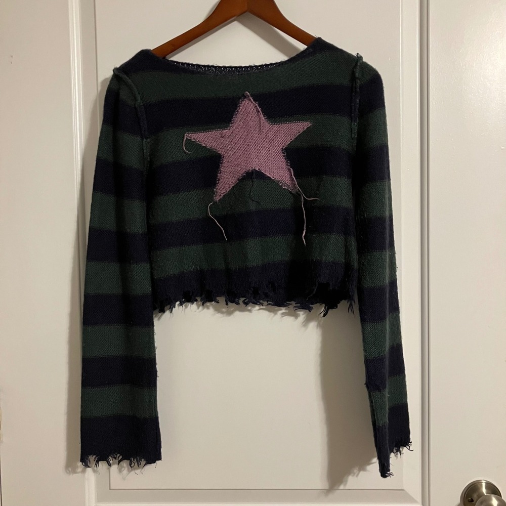 Social Collision Hot Topic Star Striped Distressed Cropped Sweater Green XL